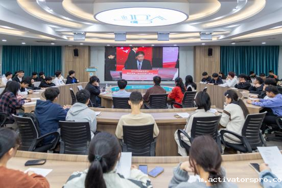 法治宣传周 | 弘扬宪法精神,共建法治校园